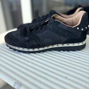 Valentino Black Sneakers with Suede Material and Low-Top Design